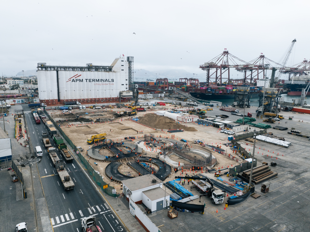 APM Terminals Callao espera tener lista para fin de año la construcción de 12 silos verticales que almacenarán granos de caída libre